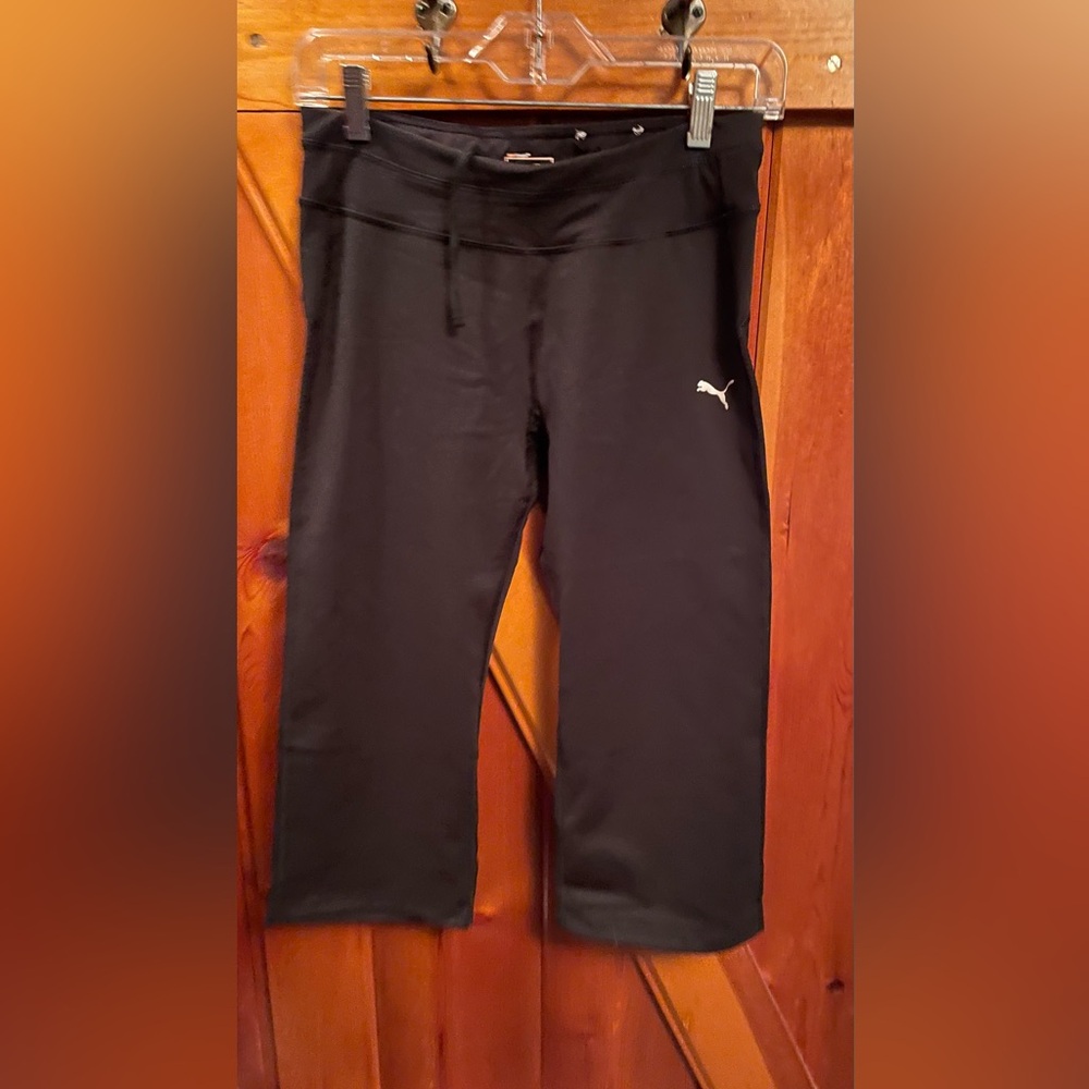 Puma athletic capris size small